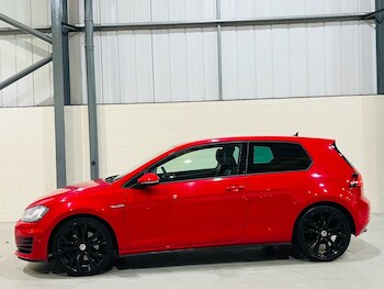 Used Volkswagen Golf 2014 for sale - 77558153: Photo