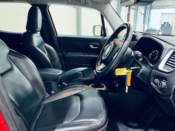 Used Jeep Renegade 2016 for sale - 79027023: Photo