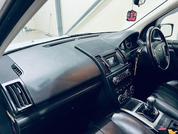 Used Land Rover Freelander 2 2014 for sale - 77287553: Photo