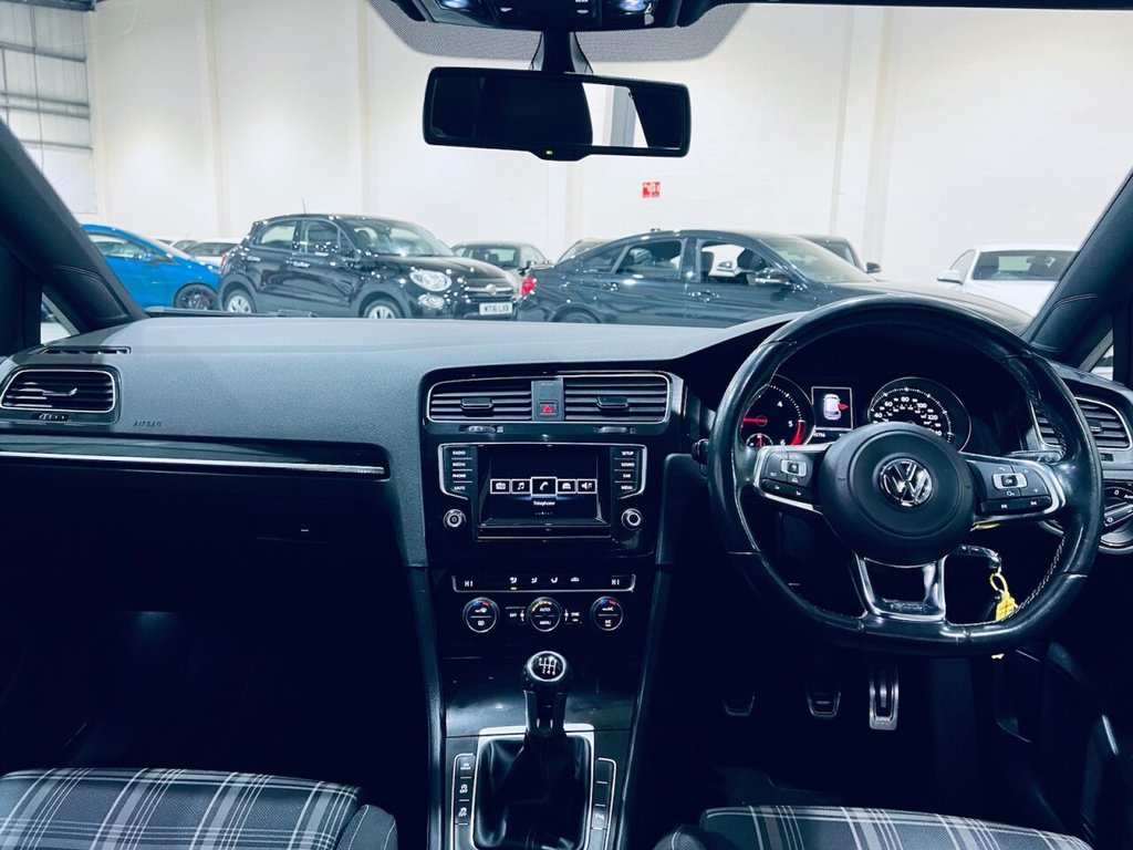 Used Volkswagen Golf 2015 for sale - 77452244: Photo 18