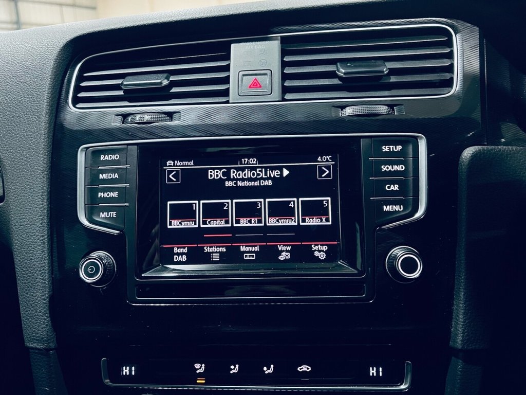 Used Volkswagen Golf 2015 for sale - 77452244: Photo 25