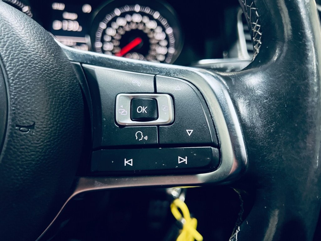 Used Volkswagen Golf 2015 for sale - 77452244: Photo 31