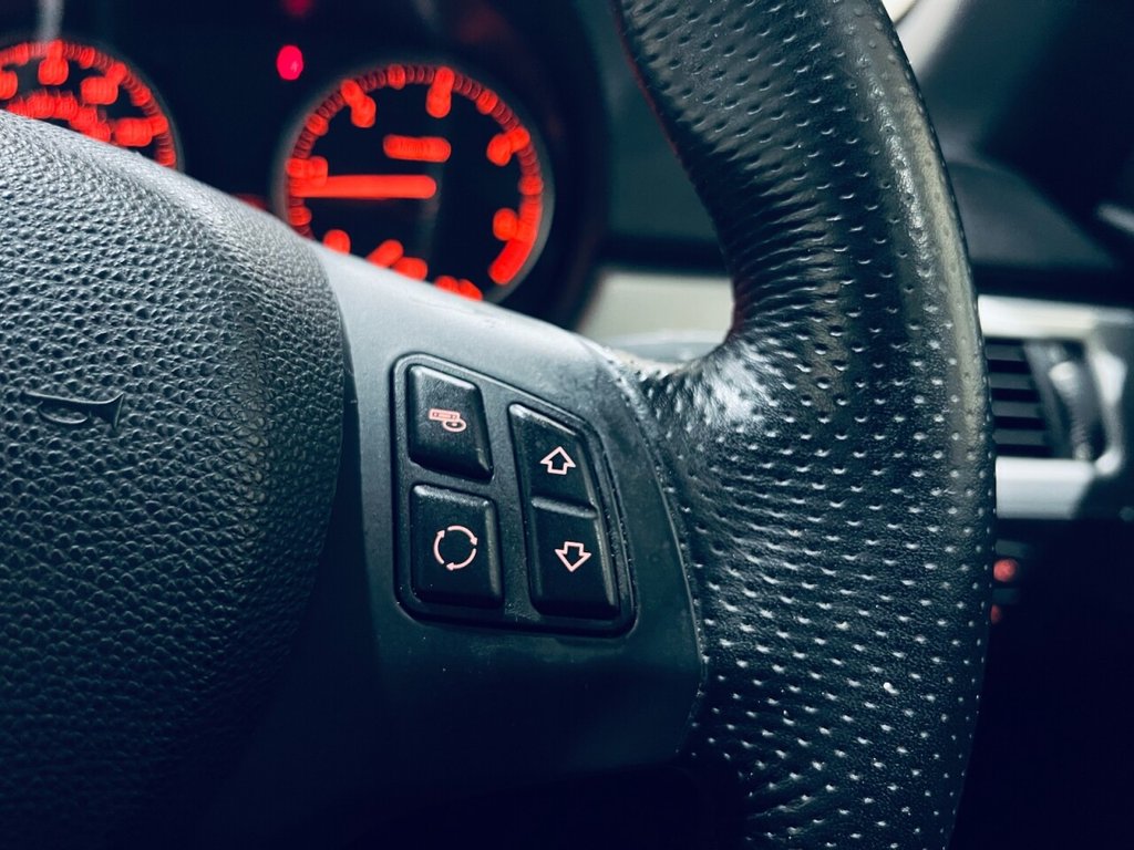 Used BMW 3 Series 2012 for sale - 77583278: Photo 26