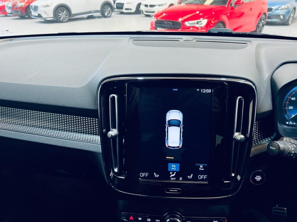 Used Volvo XC40 2019 for sale - 77765192: Photo 32