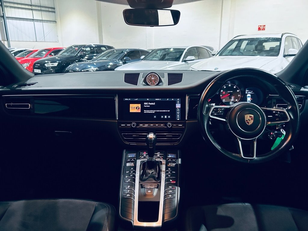 Used Porsche Macan 2019 for sale - 76883703: Photo 12