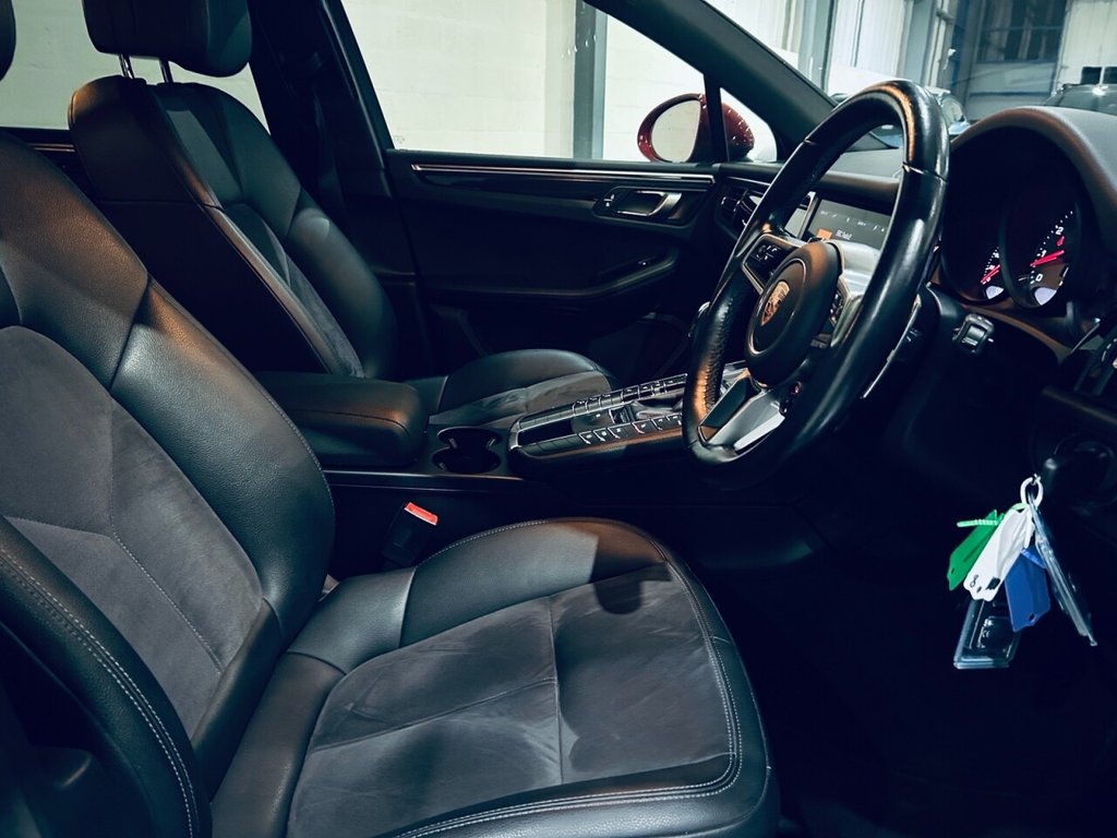 Used Porsche Macan 2019 for sale - 76883703: Photo 27