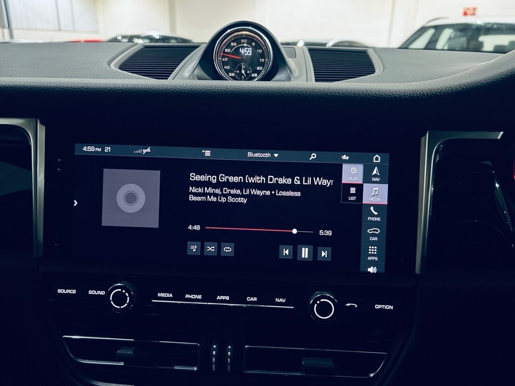 Used Porsche Macan 2019 for sale - 76883703: Photo 31