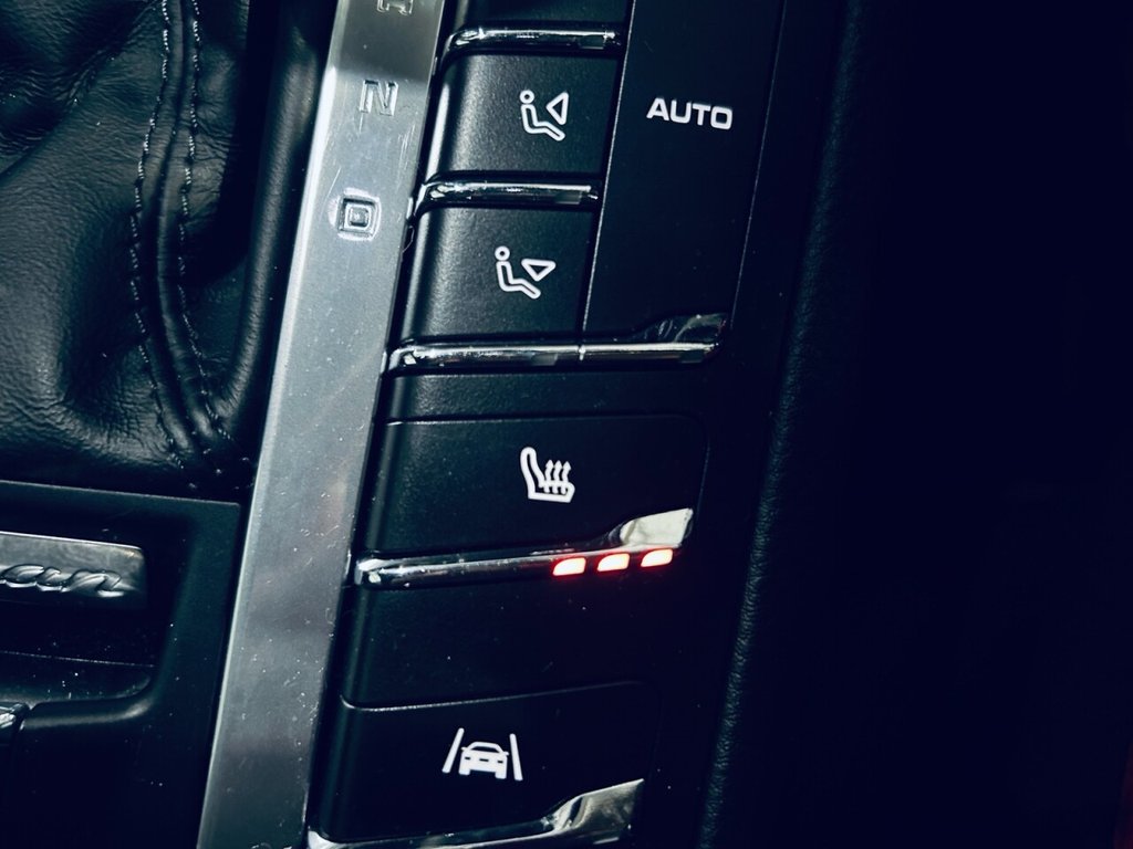 Used Porsche Macan 2019 for sale - 76883703: Photo 39