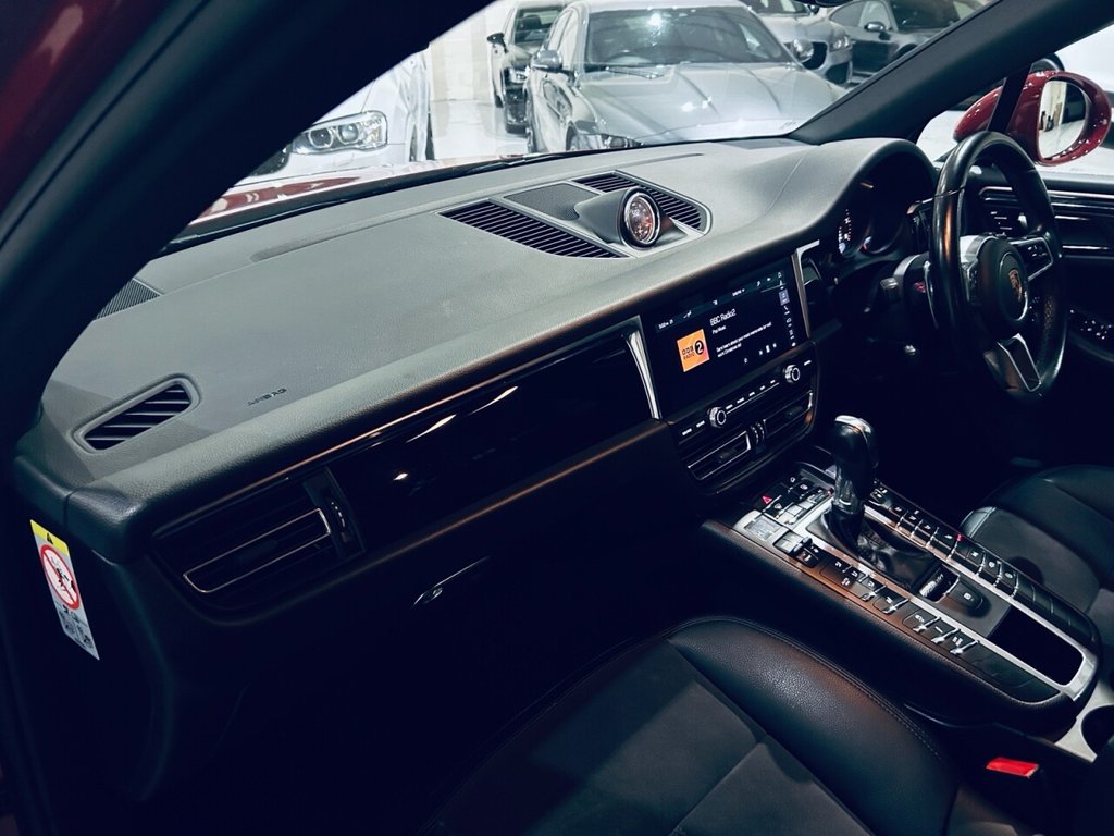 Used Porsche Macan 2019 for sale - 76883703: Photo 41