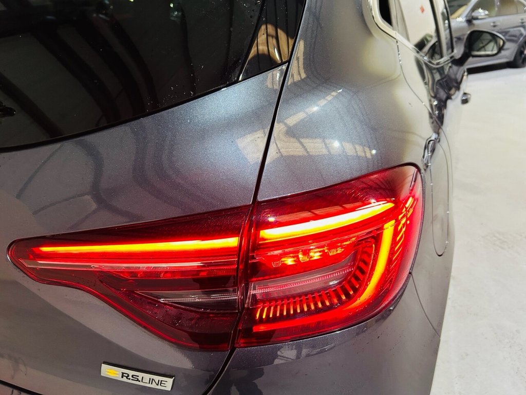 Used Renault Clio 2021 for sale - 76986332: Photo 16