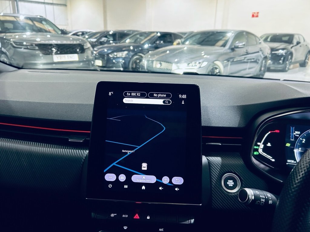 Used Renault Clio 2021 for sale - 76986332: Photo 21