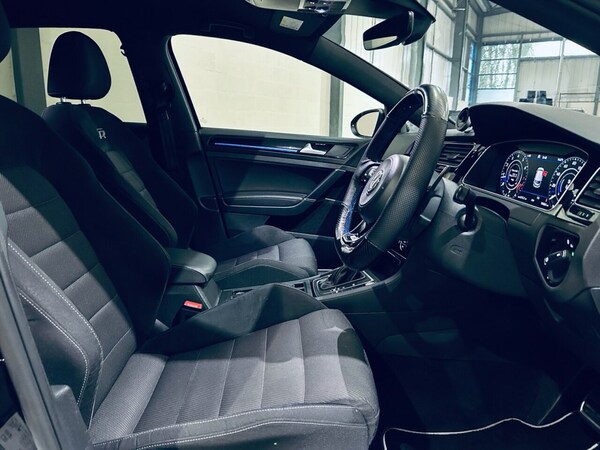 Used Volkswagen Golf 2019 for sale - 76223436: Photo 23