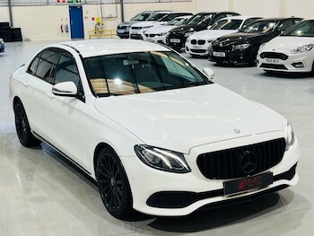 Used Mercedes-Benz E Class 2016 for sale - 77276095: Photo