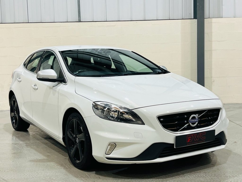 Used Volvo V40 2015 for sale - 77287686: Photo 11
