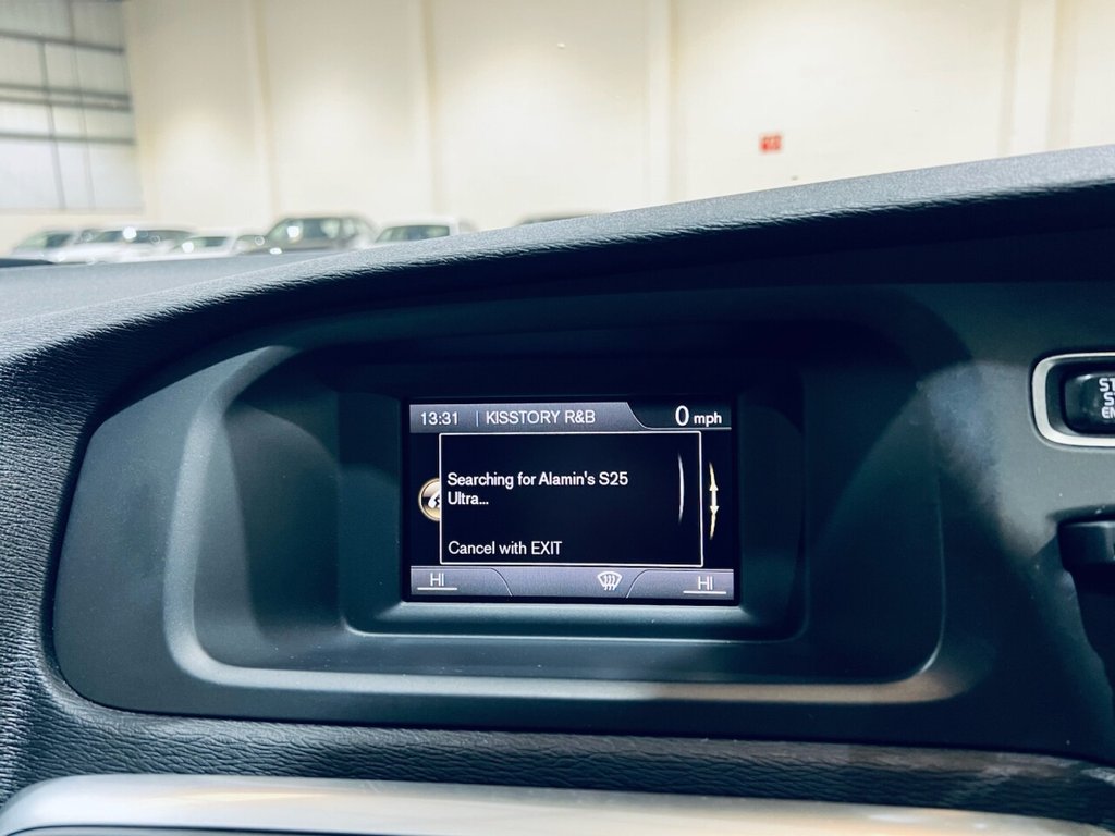 Used Volvo V40 2015 for sale - 77287686: Photo 21