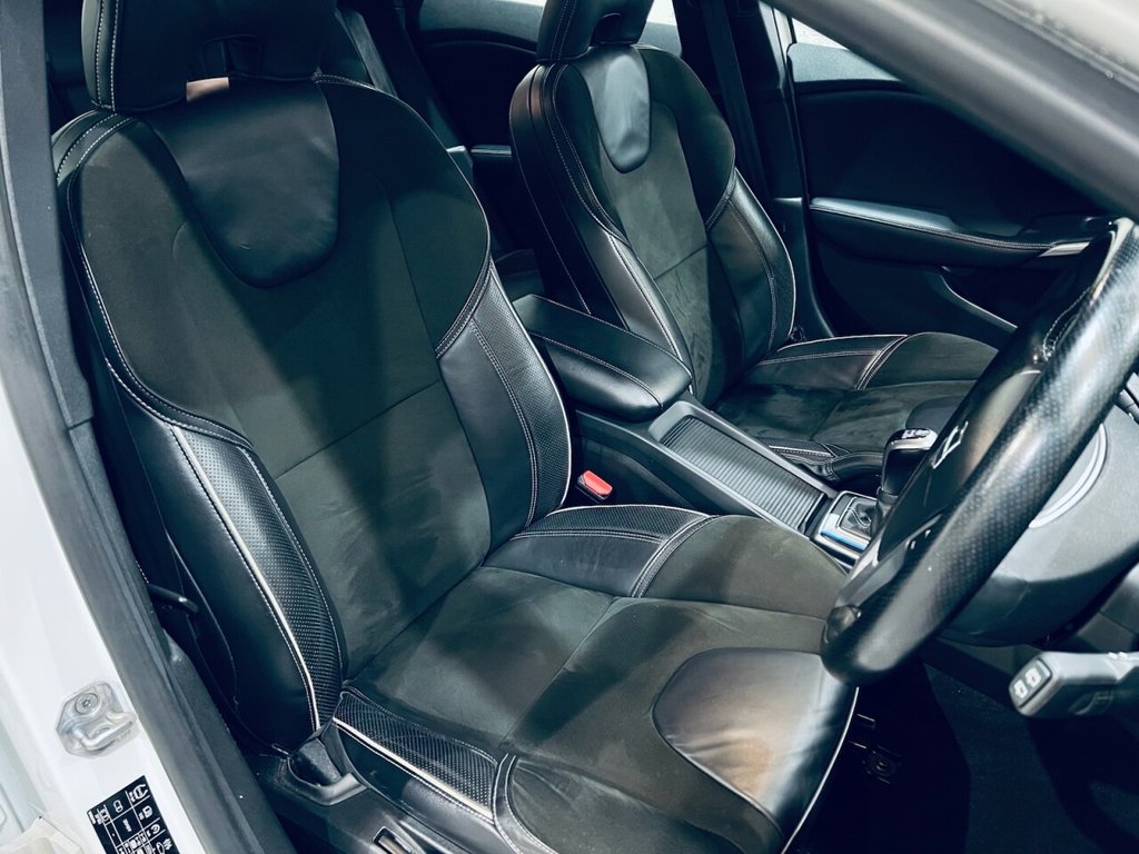 Used Volvo V40 2015 for sale - 77287686: Photo 24