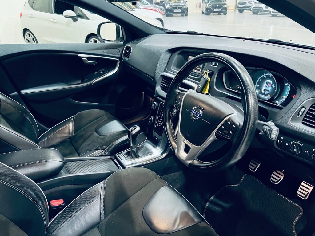 Used Volvo V40 2015 for sale - 77287686: Photo 4