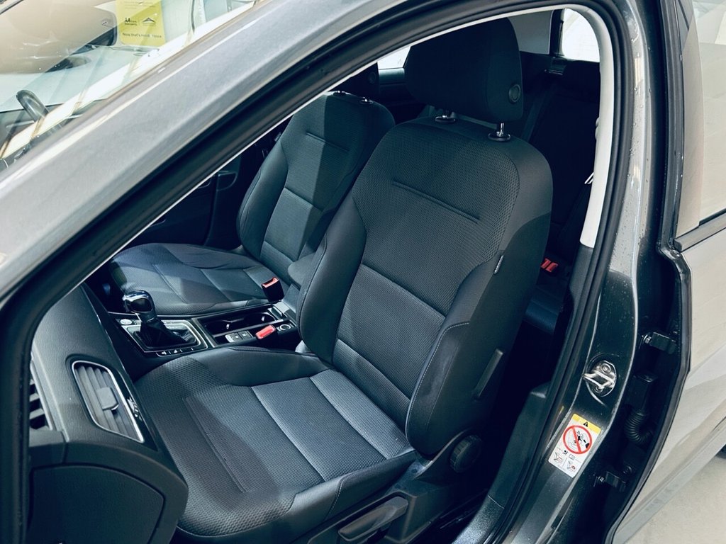 Used Volkswagen Golf 2019 for sale - 76711616: Photo 19