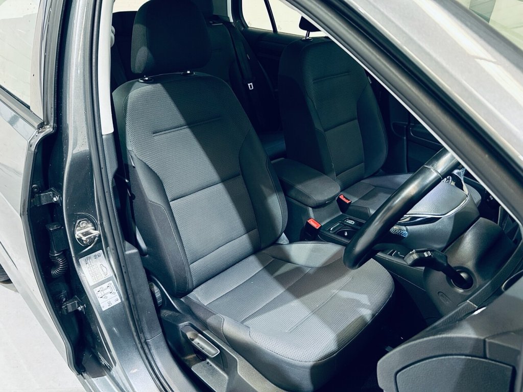 Used Volkswagen Golf 2019 for sale - 76711616: Photo 22