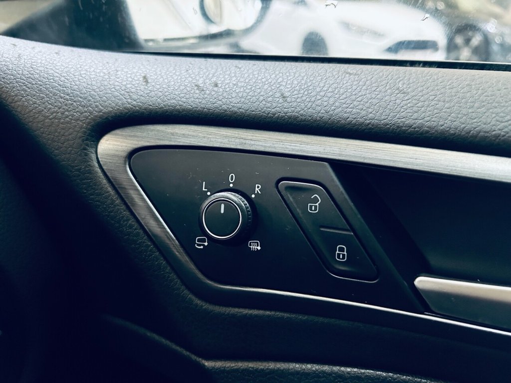 Used Volkswagen Golf 2019 for sale - 76711616: Photo 24