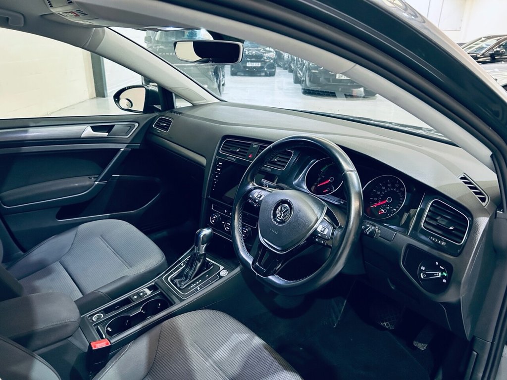 Used Volkswagen Golf 2019 for sale - 76711616: Photo 8