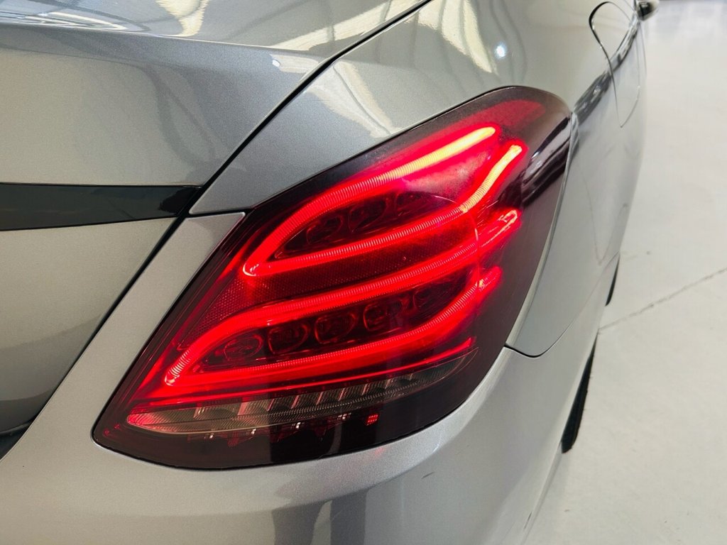 Used Mercedes-Benz C Class 2014 for sale - 77110712: Photo 8