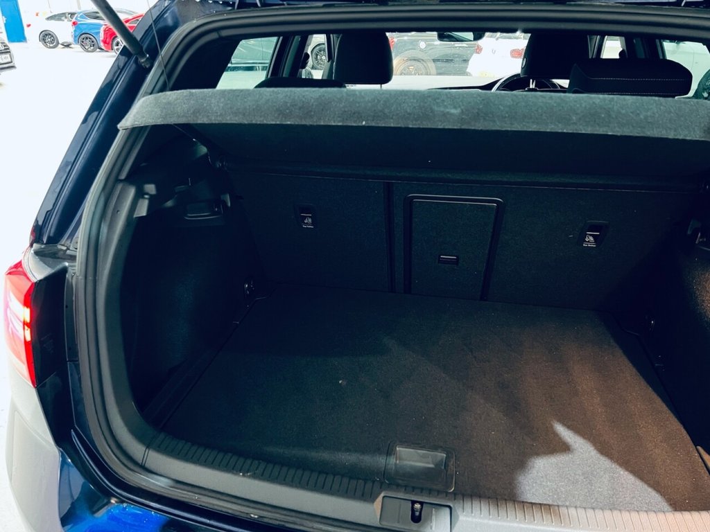 Used Volkswagen Golf 2019 for sale - 77672802: Photo 18