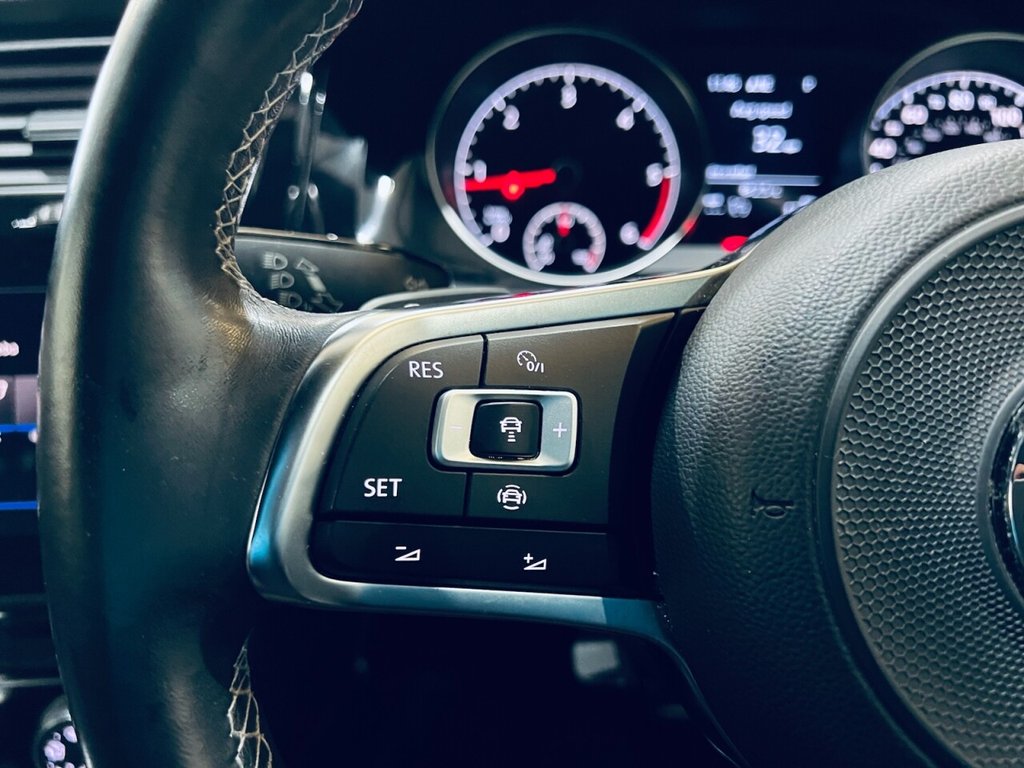 Used Volkswagen Golf 2019 for sale - 77672802: Photo 31