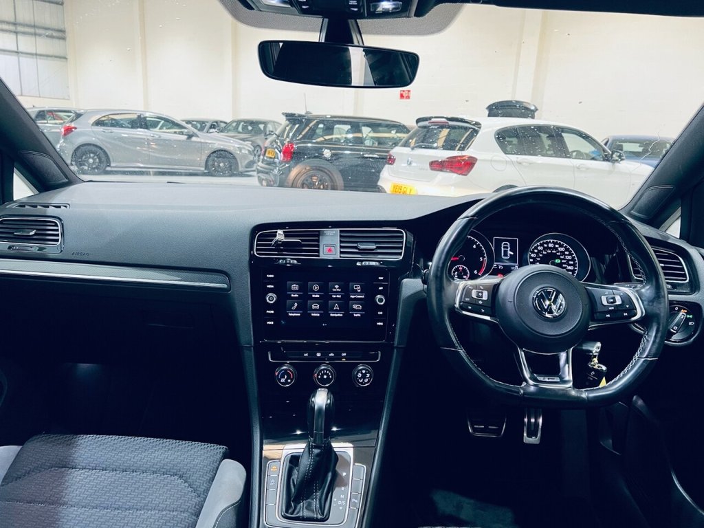 Used Volkswagen Golf 2019 for sale - 77672802: Photo 4
