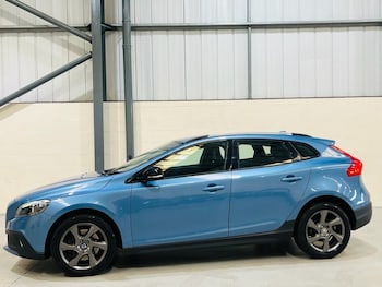 Used Volvo V40 2016 for sale - 78533725: Photo