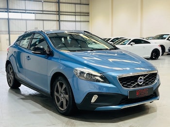 Used Volvo V40 2016 for sale - 78533725: Photo