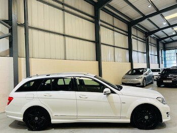 Used Mercedes-Benz C-Class 2013 for sale - 76009216: Photo