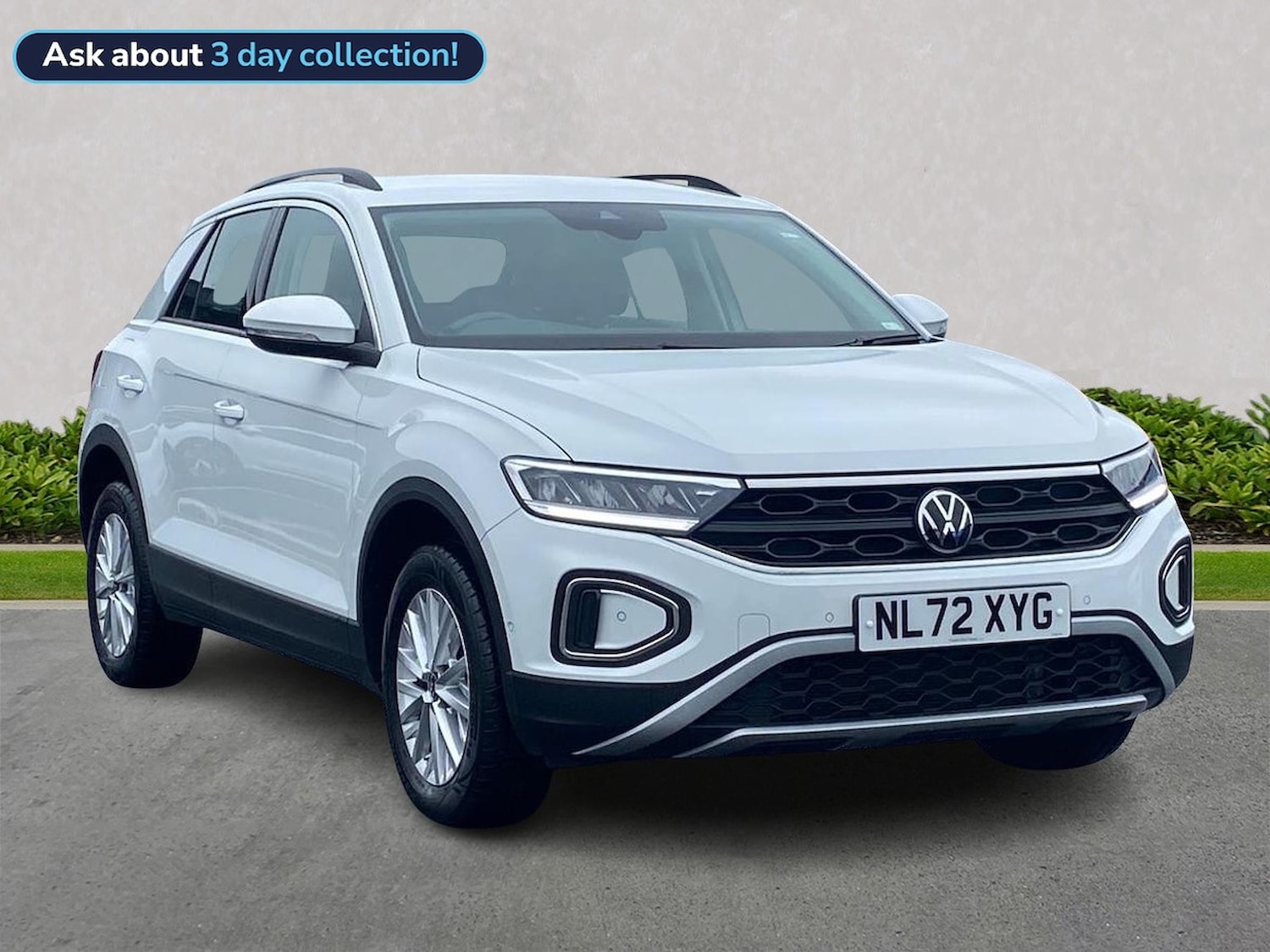 Used Volkswagen T-Roc 2022 for sale - 76611608: Photo 1