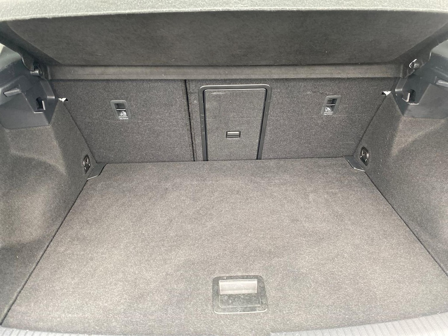 Used Volkswagen T-Roc 2022 for sale - 76611608: Photo 17