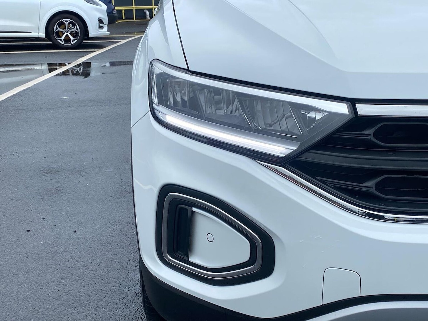 Used Volkswagen T-Roc 2022 for sale - 76611608: Photo 29