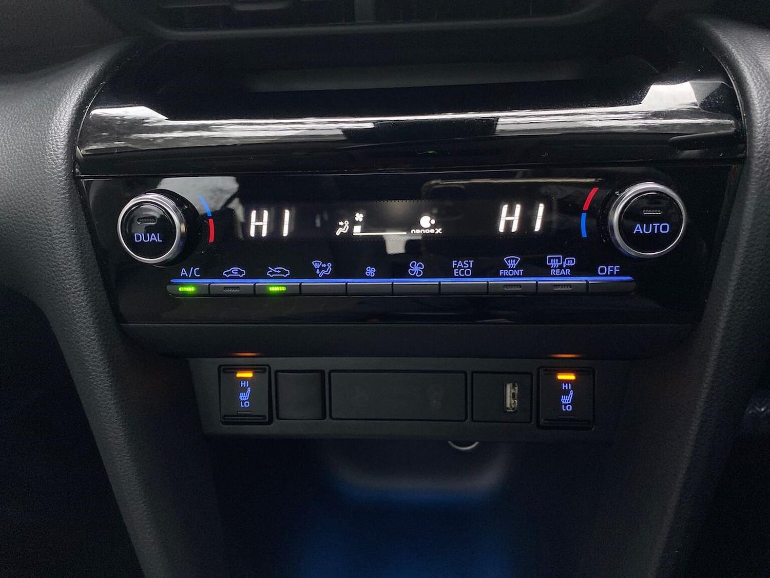 Used Renault Captur 2025 for sale - 76809352: Photo 12