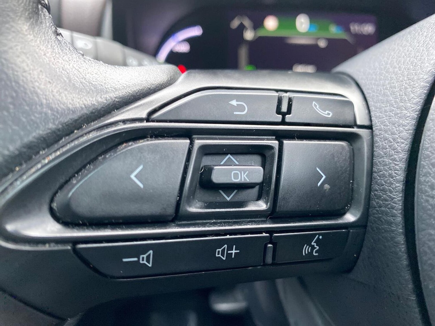 Used Renault Captur 2025 for sale - 76809352: Photo 25