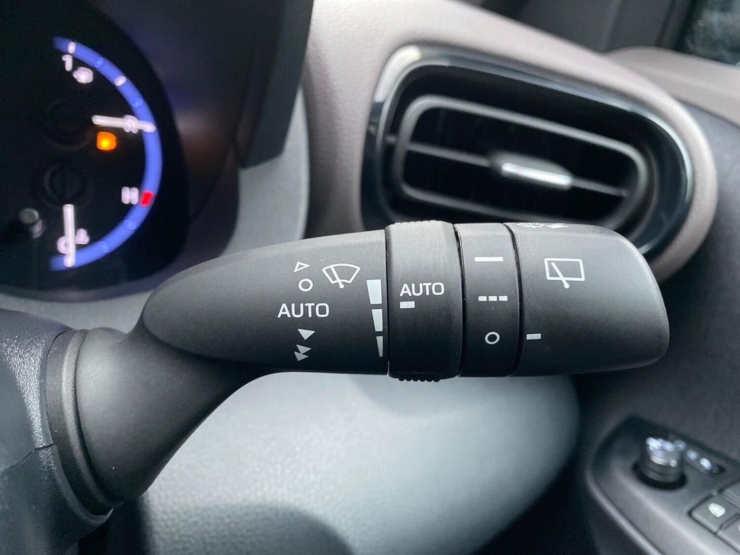 Used Renault Captur 2025 for sale - 76809352: Photo 26