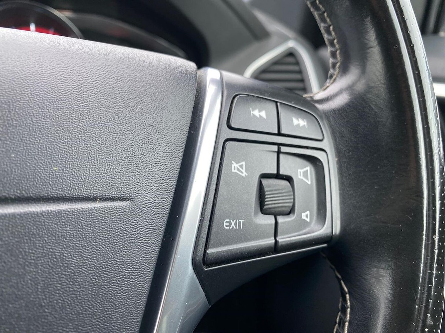 Used Volvo XC60 2016 for sale - 76450510: Photo 24