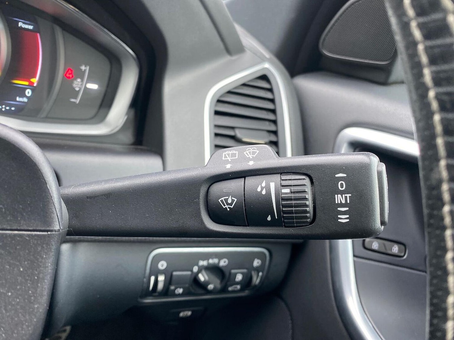 Used Volvo XC60 2016 for sale - 76450510: Photo 26