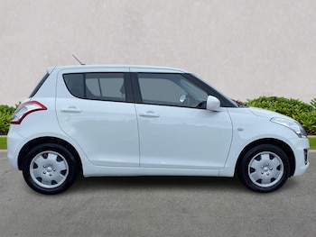 Used Suzuki Swift 2017 for sale - 75435578: Photo