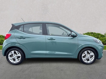 Used Hyundai i10 2023 for sale - 78389692: Photo