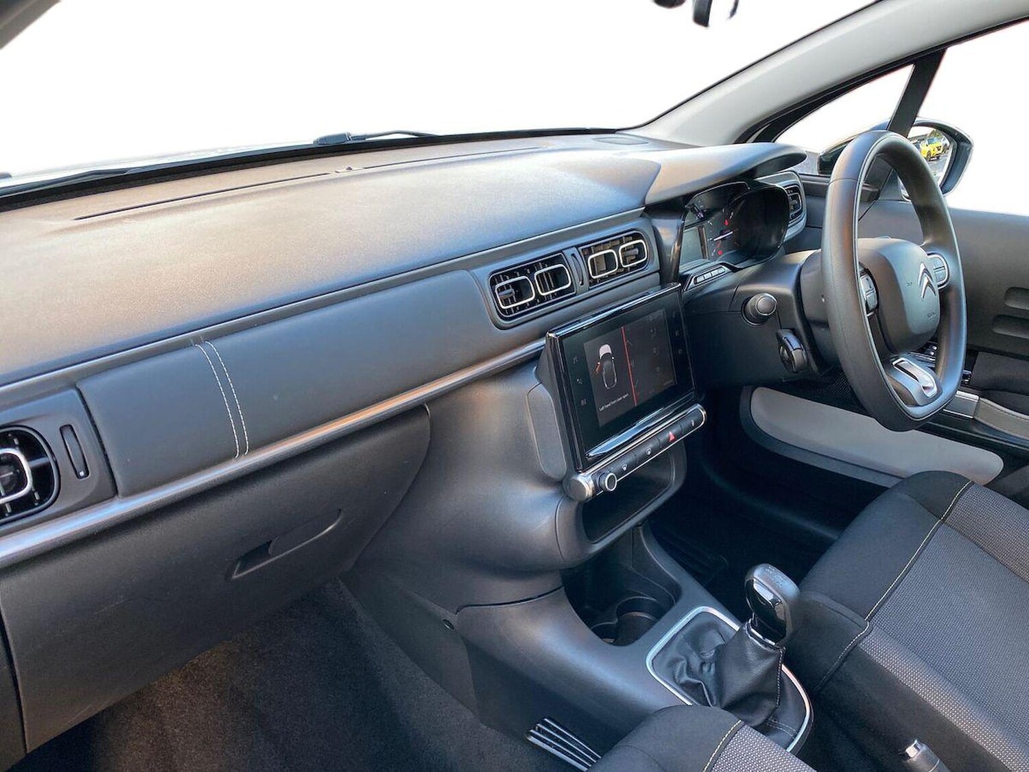 Used Citroen C3 2023 for sale - 76547639: Photo 7