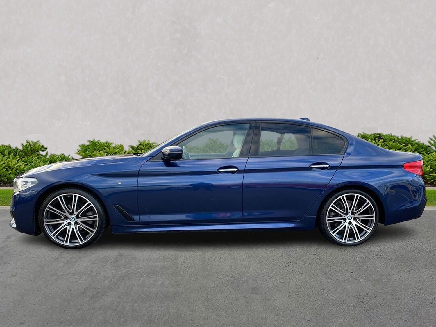 Used BMW 5 Series 2017 for sale - 76911187: Photo 19