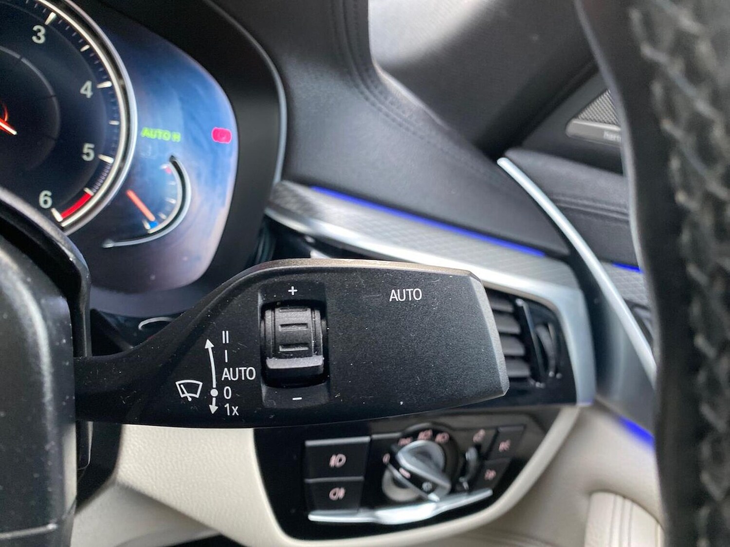 Used BMW 5 Series 2017 for sale - 76911187: Photo 26