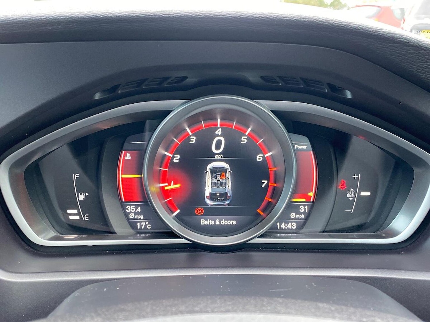 Used Volvo V40 2019 for sale - 76045986: Photo 10
