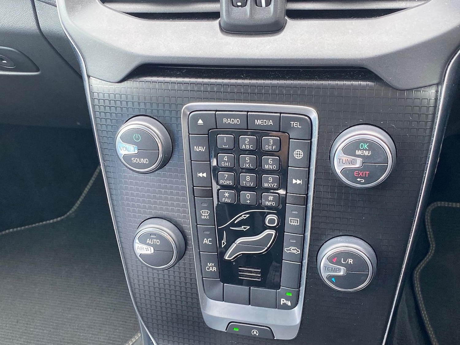 Used Volvo V40 2019 for sale - 76045986: Photo 12