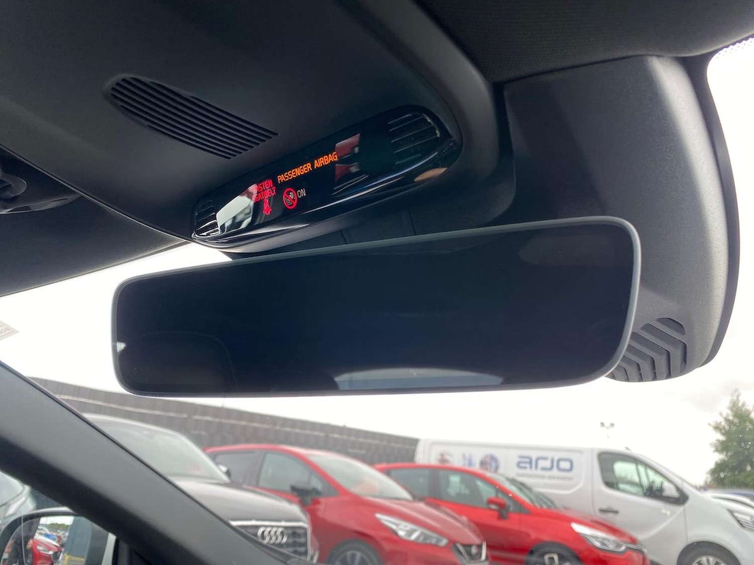 Used Volvo V40 2019 for sale - 76045986: Photo 14