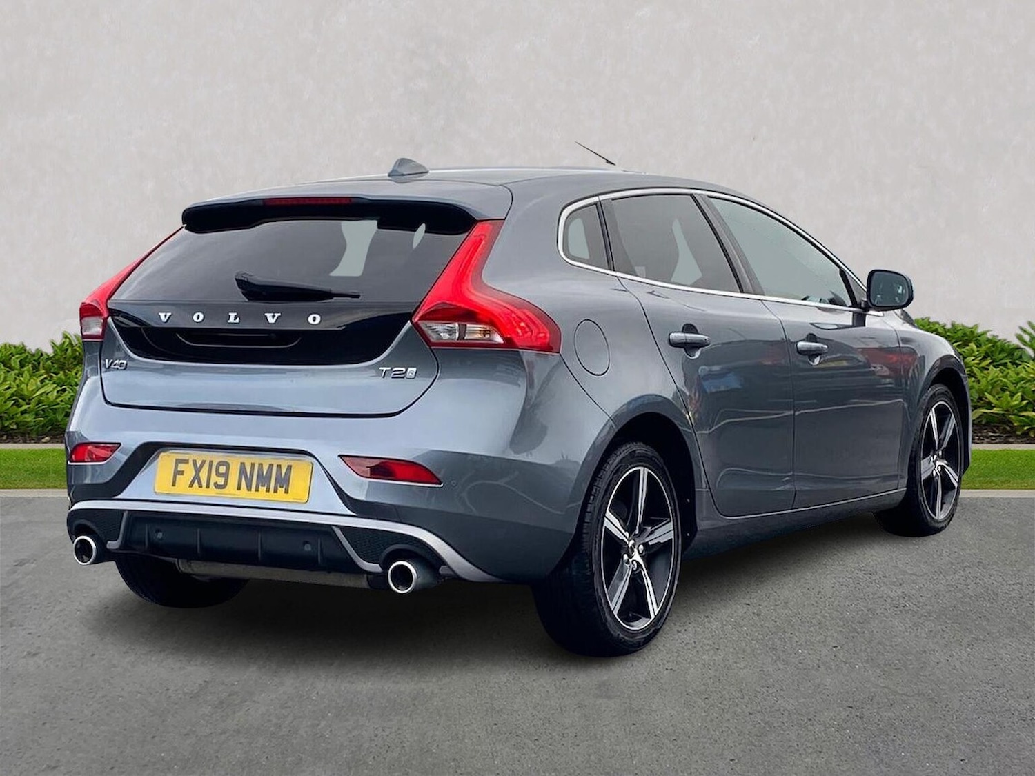 Used Volvo V40 2019 for sale - 76045986: Photo 18