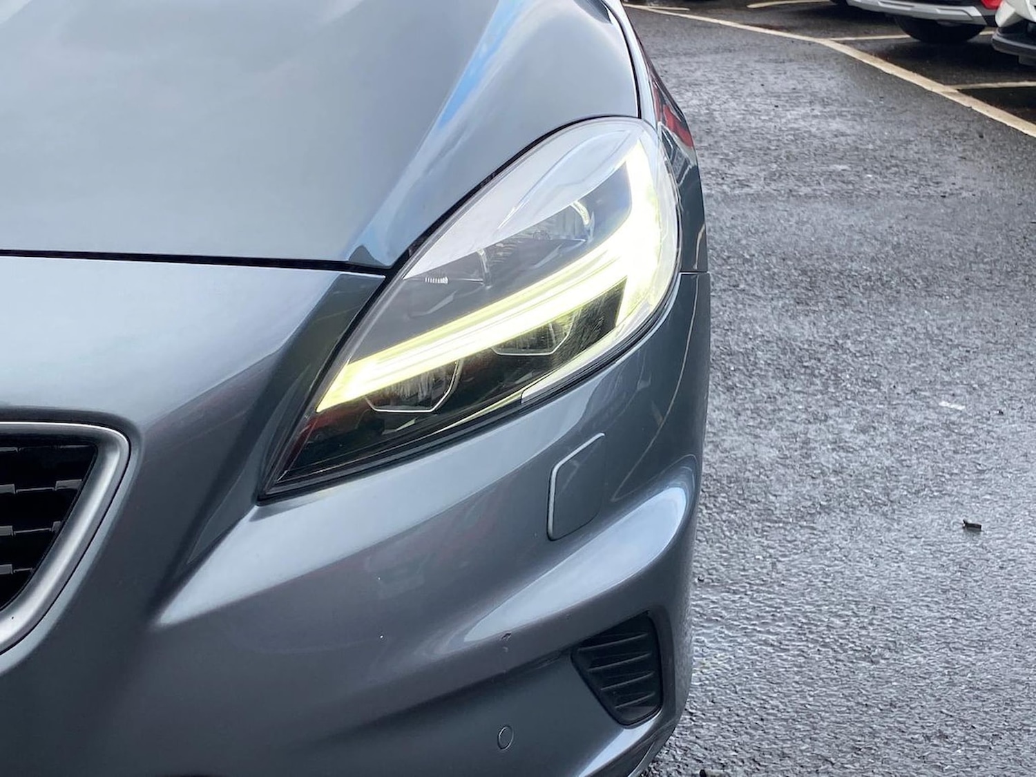 Used Volvo V40 2019 for sale - 76045986: Photo 29